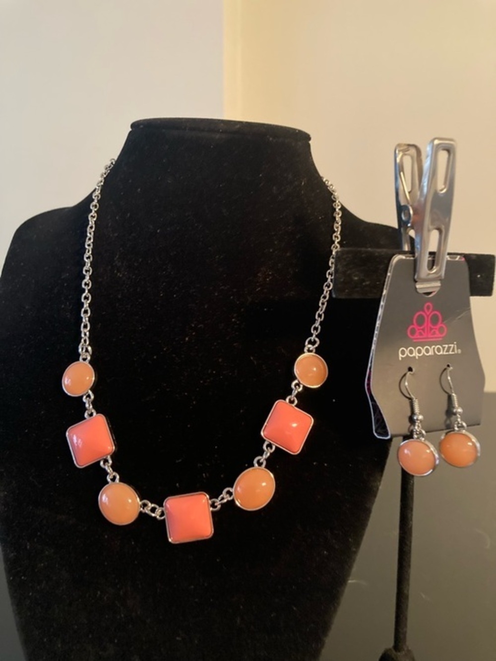 paparazzi Coral Peach Geometric Necklace and Earring Set